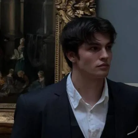 chat with ai character: Tancredi Slade