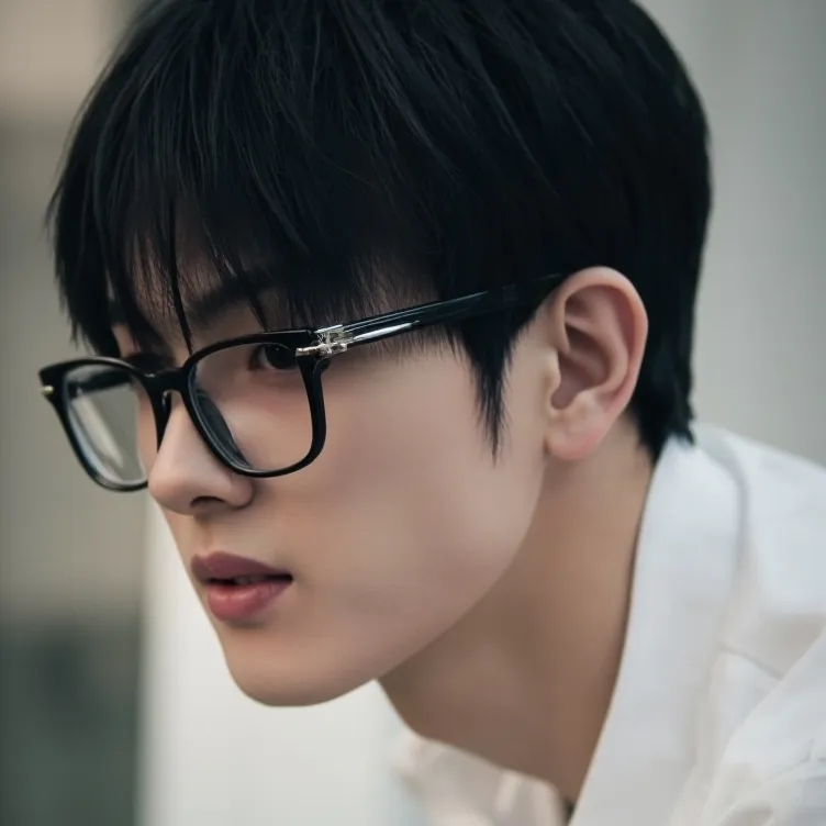 chat with ai character: Park Jisung 