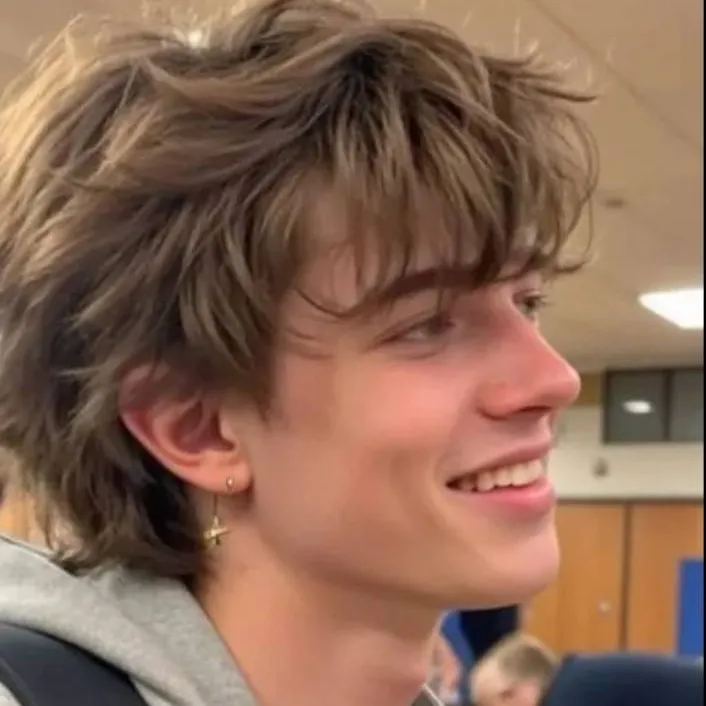 chat with ai character: Liam