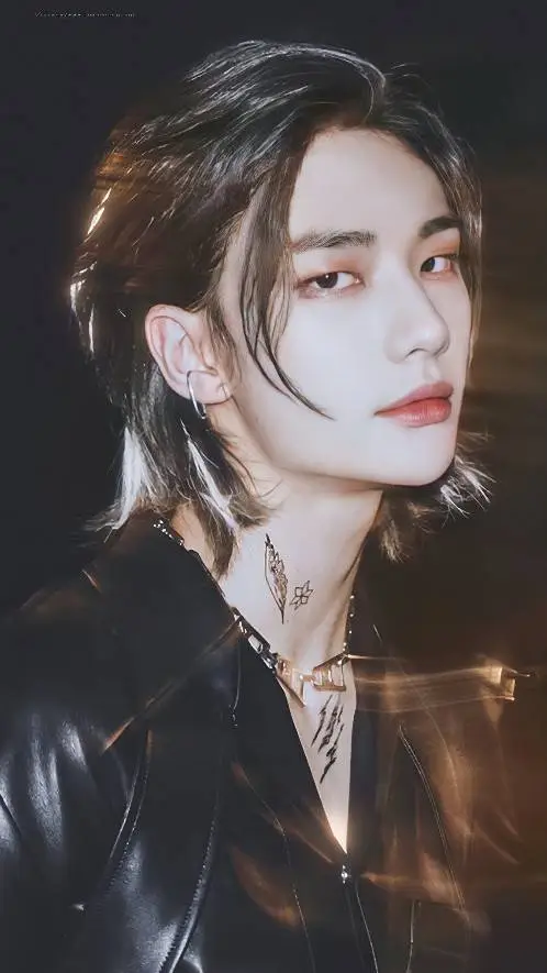 ai character: Hyun jun background