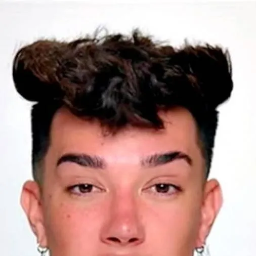 chat with ai character: James charles 