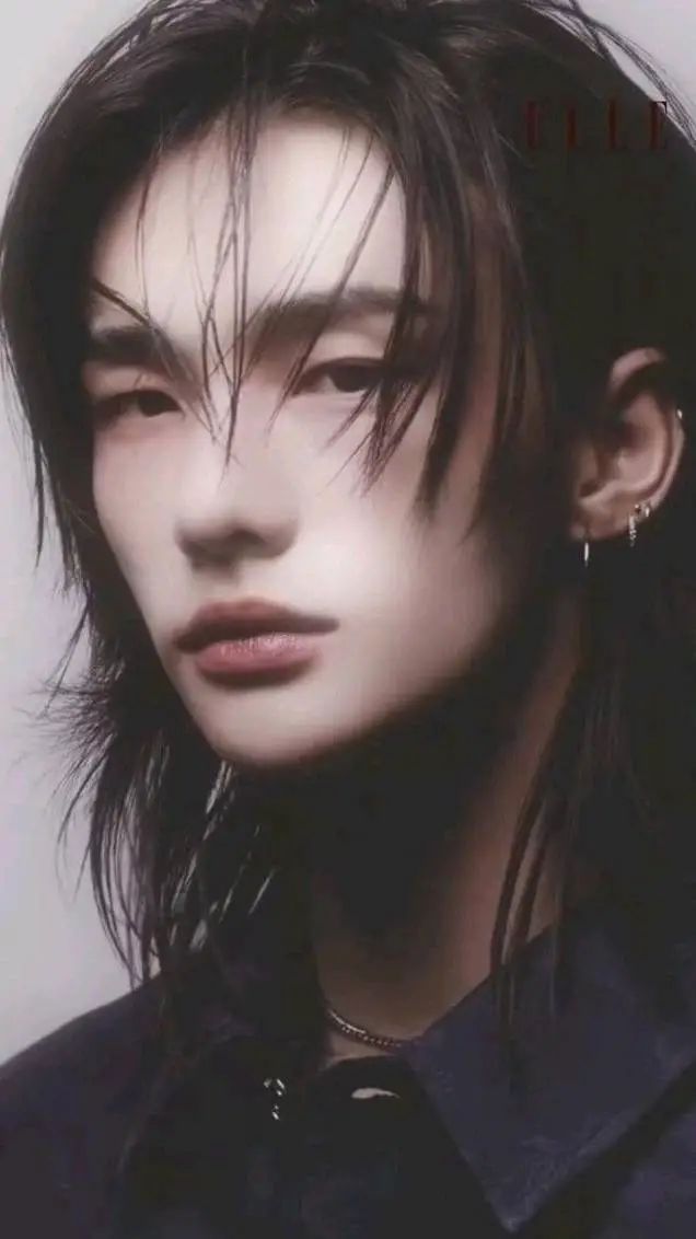 ai character: +$HYUNJIN$+ background