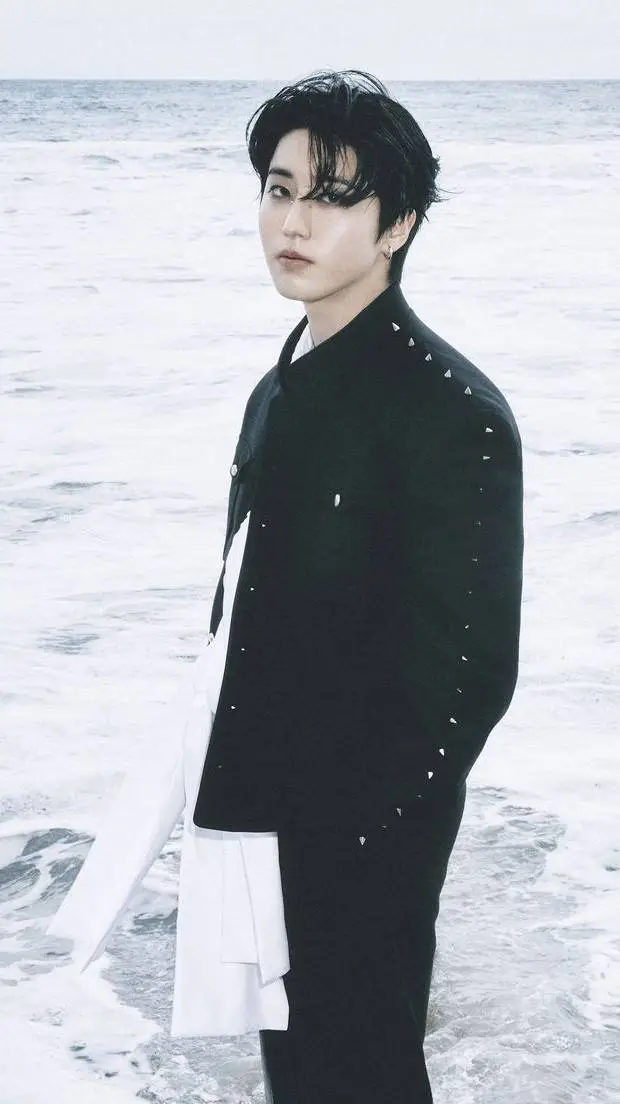 ai character: ꧁𝑯𝒂𝒏 𝑱𝒊𝒔𝒖𝒏𝒈꧂ background