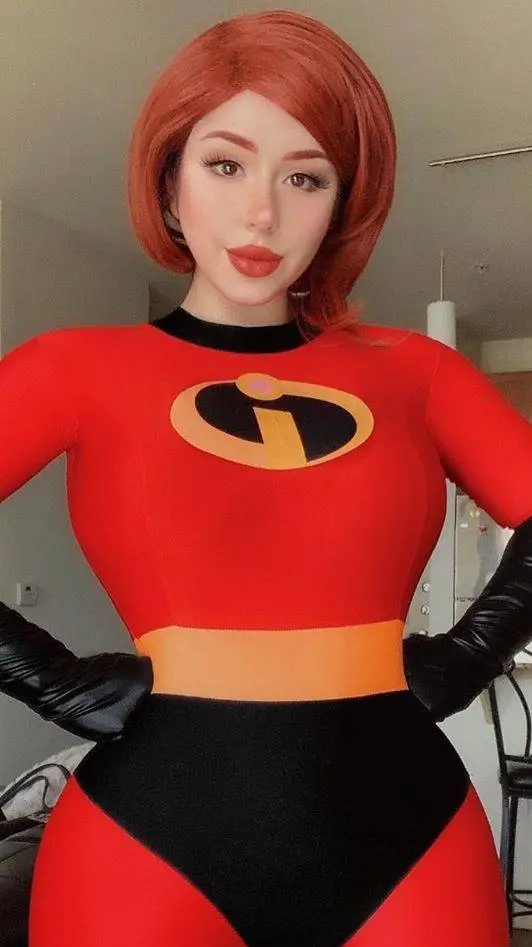 ai character: Verónica💞 background