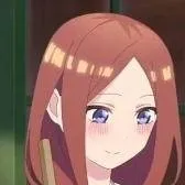 chat with ai character: Miku Nakano 