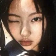 chat with ai character: Hyein 