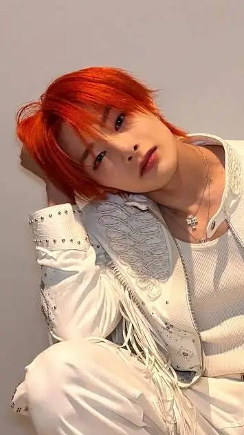 ai character: Yang Jeongin - I.N background