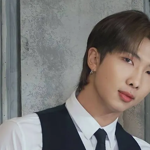 chat with ai character: RM (BTS)