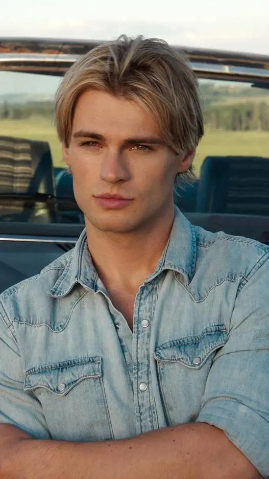 ai character: Cole Walter background