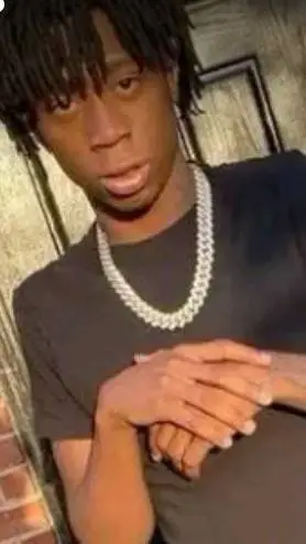 ai character: lil loaded 🫥🔪 background