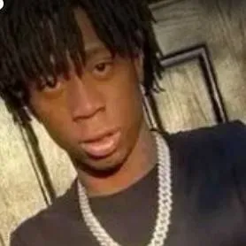 chat with ai character: lil loaded 🫥🔪