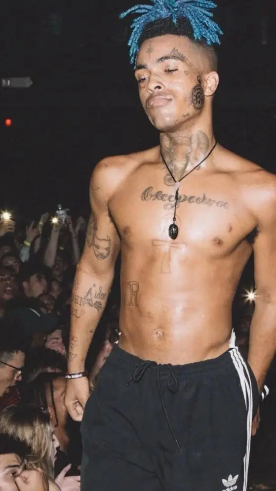 ai character: xxxtentacion  background