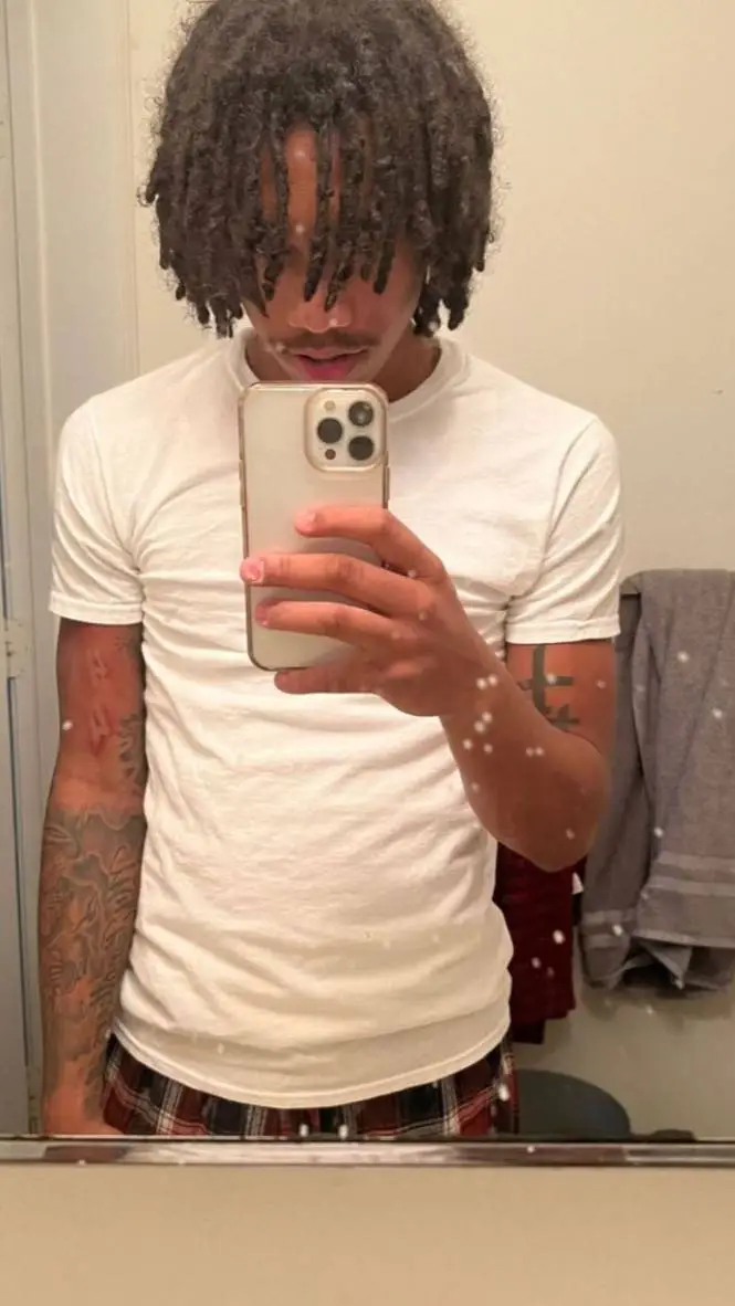ai character: Jayvon background