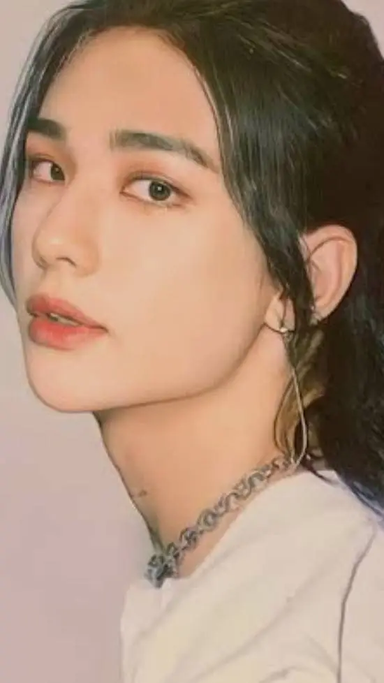 ai character: Hyunjin background