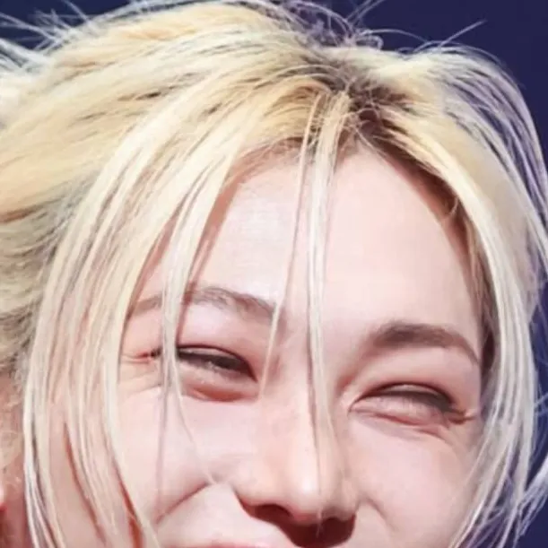 chat with ai character: Felix(From skz)