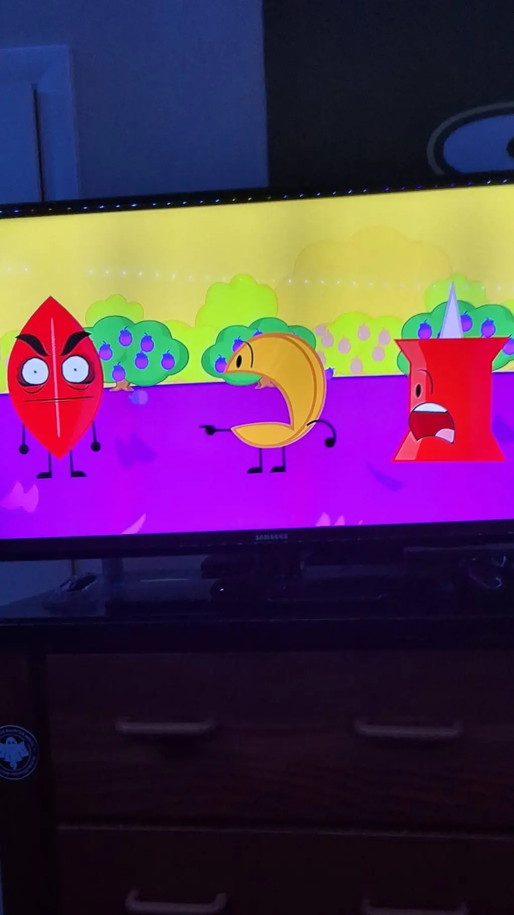 ai character: Coiny & Pin background