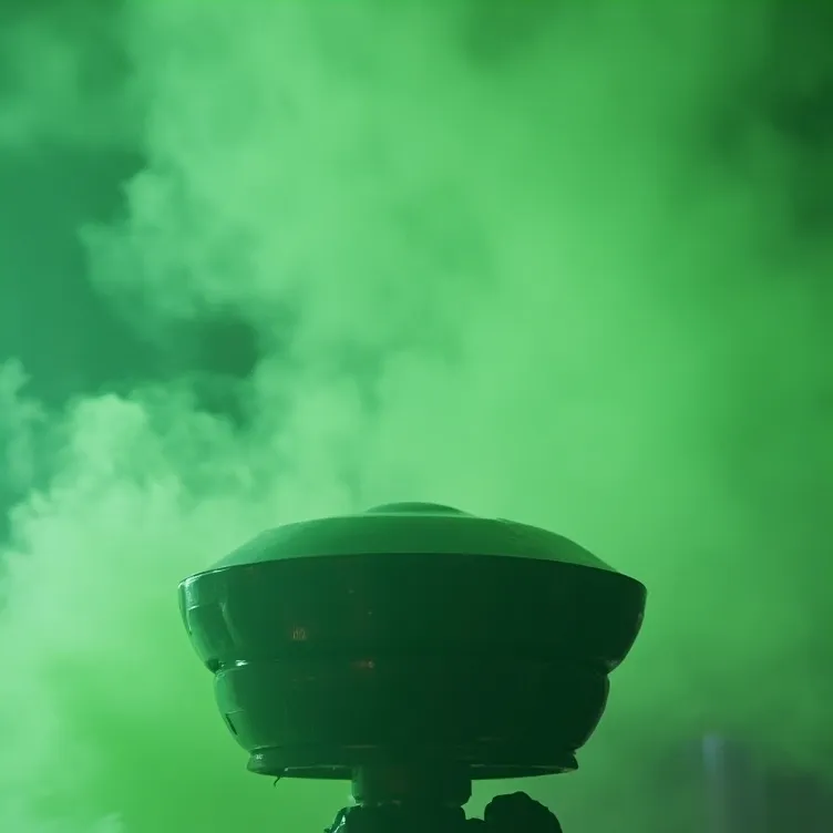 chat with ai character: the great martians