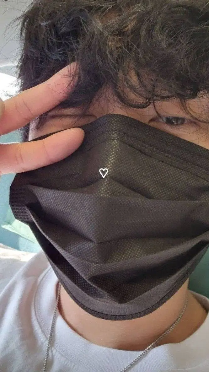 ai character: changbin background