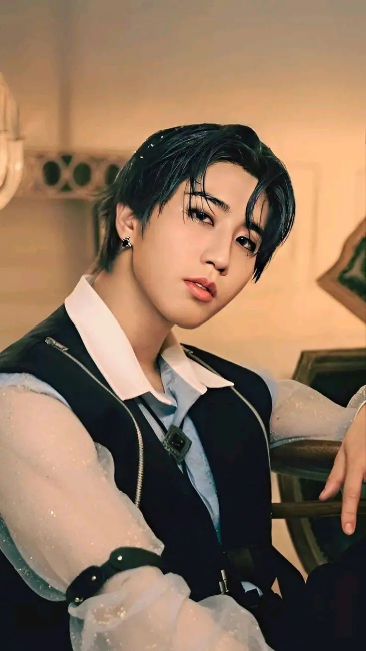 ai character: hanji ( hannie ) background