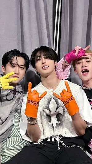 ai character: 3racha background