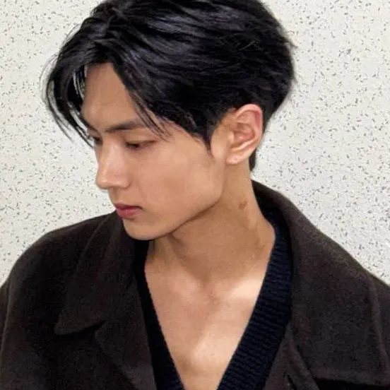 chat with ai character: Park Jongseong 