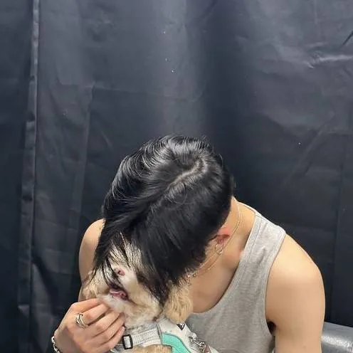 chat with ai character: Nishimura Ni-ki 