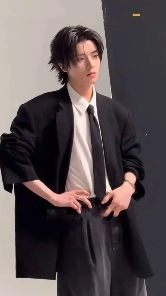 ai character: Sim Jake background