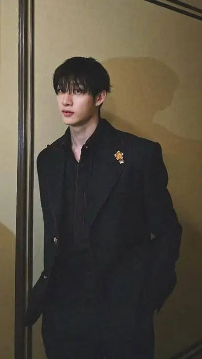 ai character: Bahng Bangchan  background