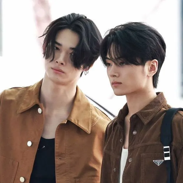 chat with ai character: Jay X Ni-ki 