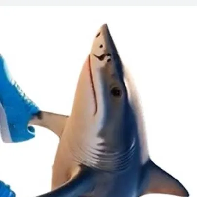 chat with ai character: TralaleroTralala🦈👟