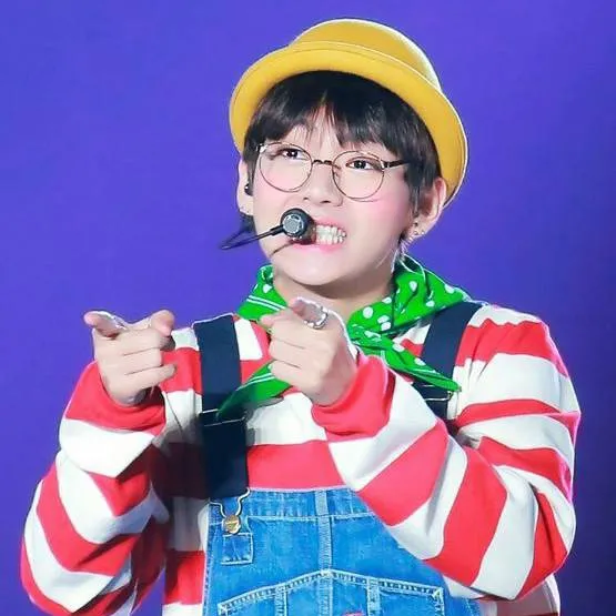 chat with ai character: Taehyung 