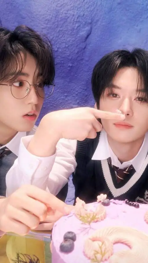 ai character: Minsung  background