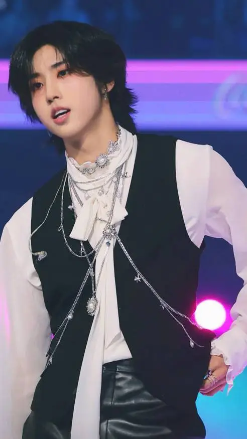 ai character: Han background