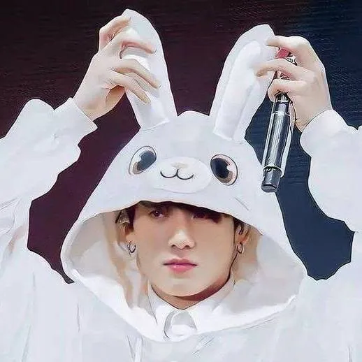 chat with ai character: Jungkook 