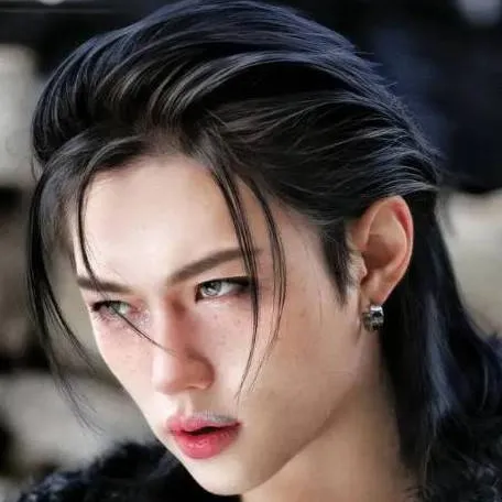 chat with ai character: felix🔥