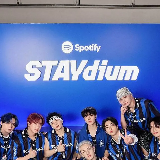 chat with ai character: стрей кид