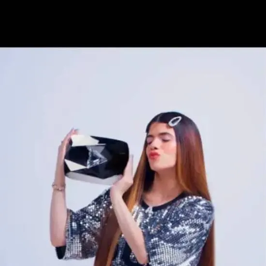 chat with ai character: anicat