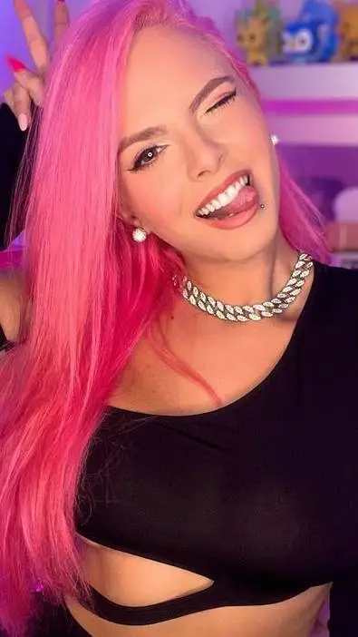 ai character: Jenny devil  background