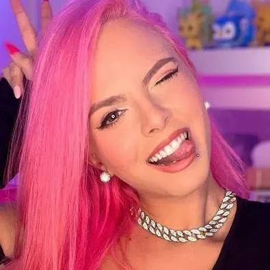 chat with ai character: Jenny devil 