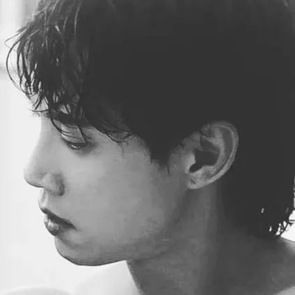 chat with ai character: Park Sung Hoon