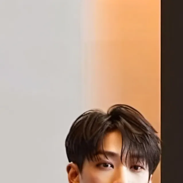 chat with ai character: bang chang