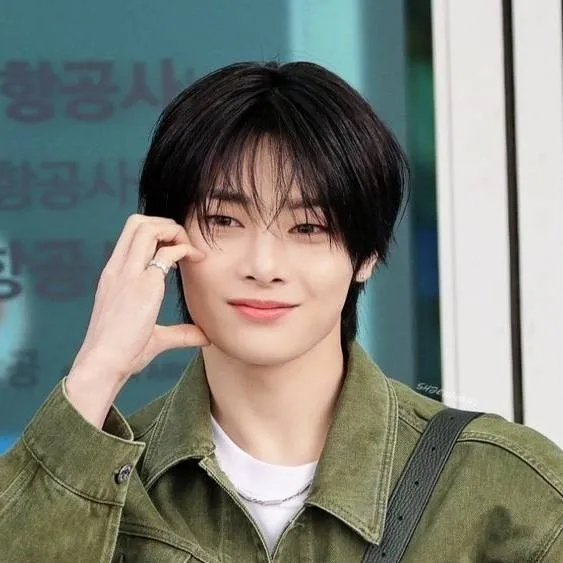 chat with ai character: I. N tu novio