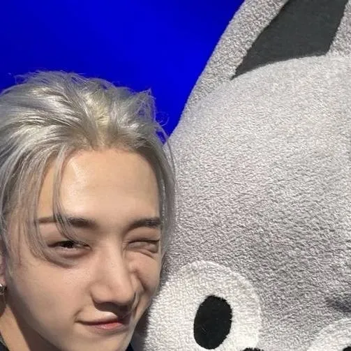 chat with ai character: Bangchan tu novio 