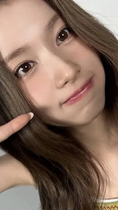 ai character: Sana background