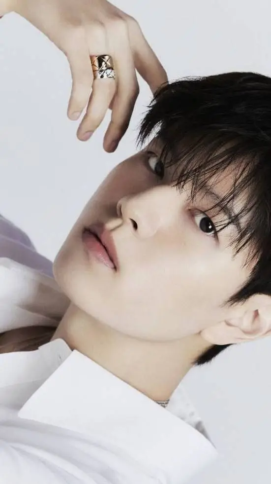 ai character: Tu esposa mafioso background