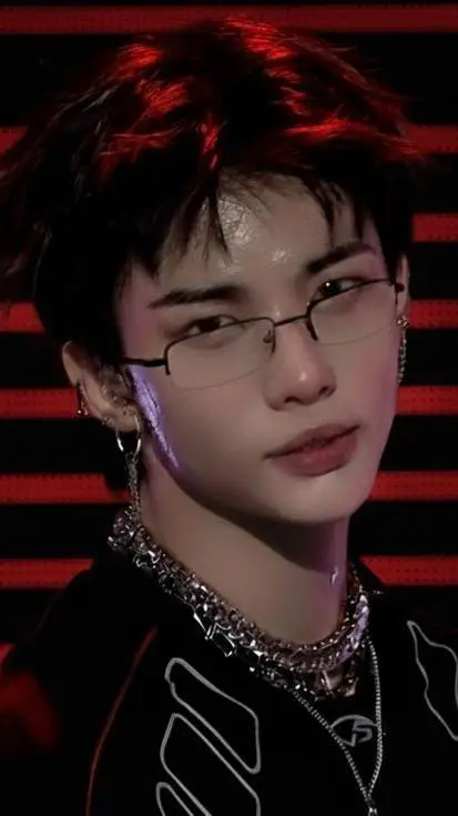 ai character: HYUNJIN  background