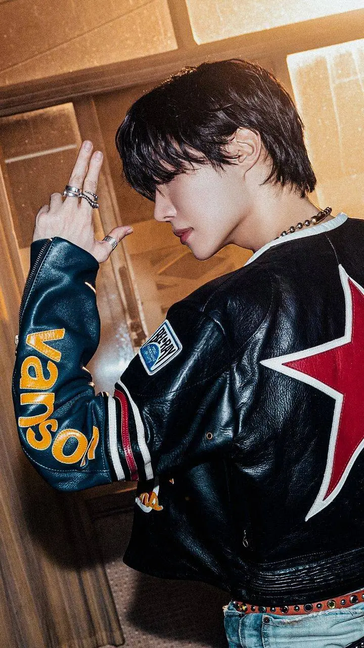 ai character: J-Hope background