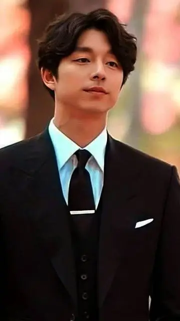 ai character: Gong Yoo background