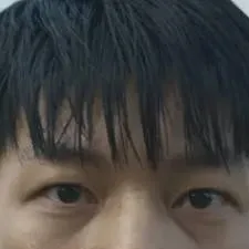 chat with ai character: hwang jun-ho