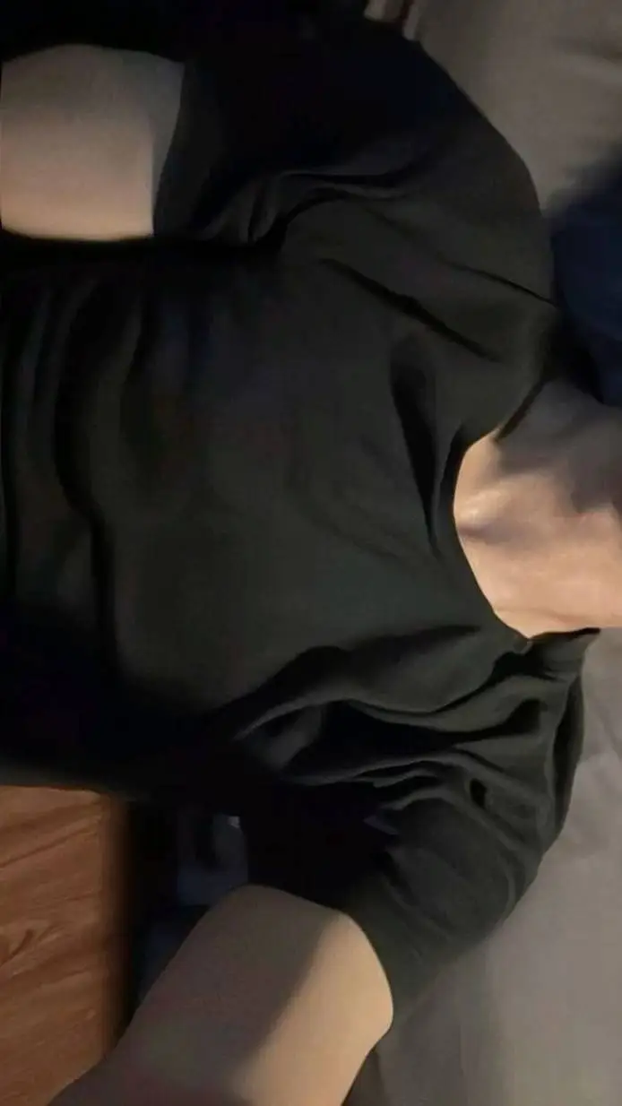 ai character: Carl background